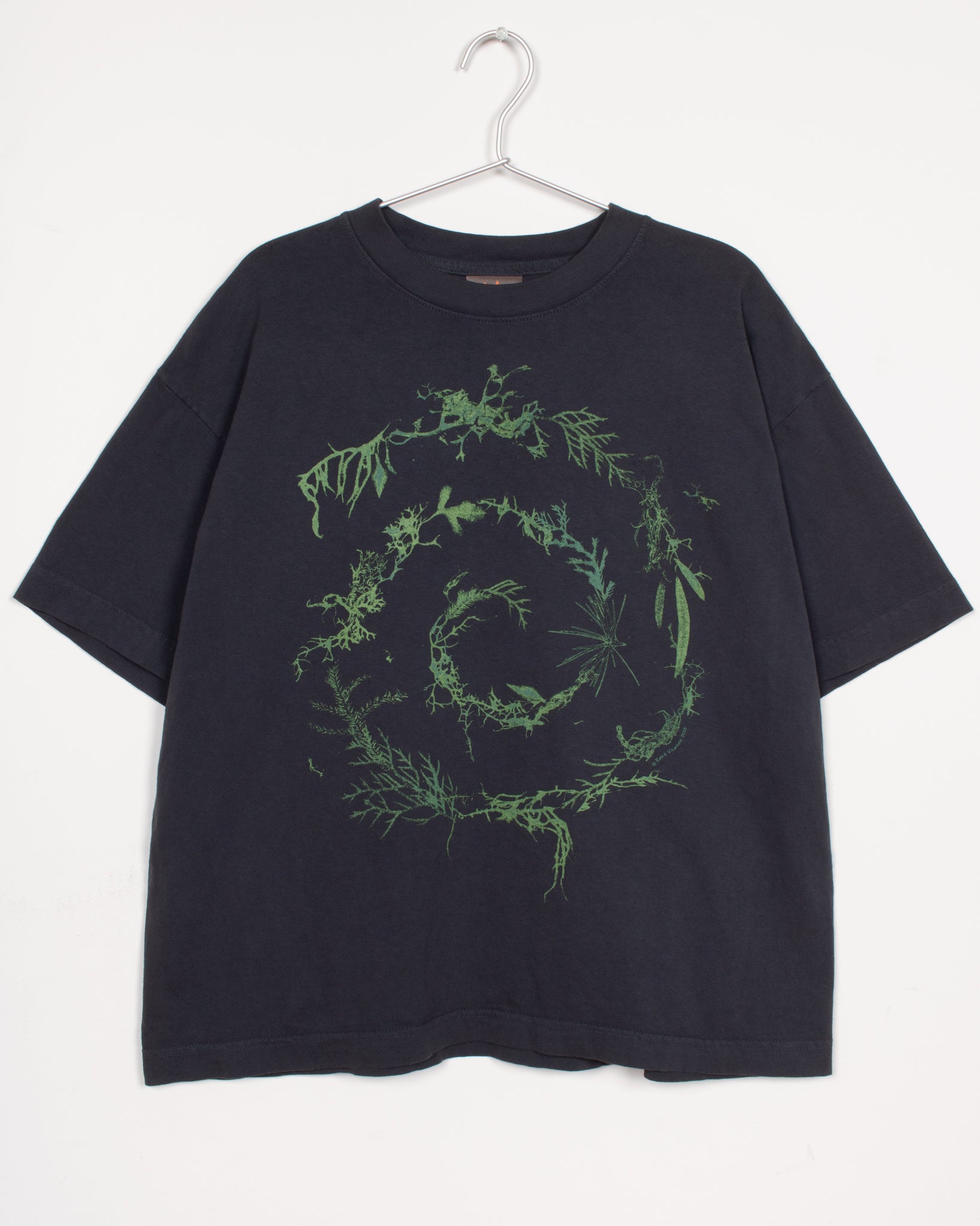 MOSSY tee