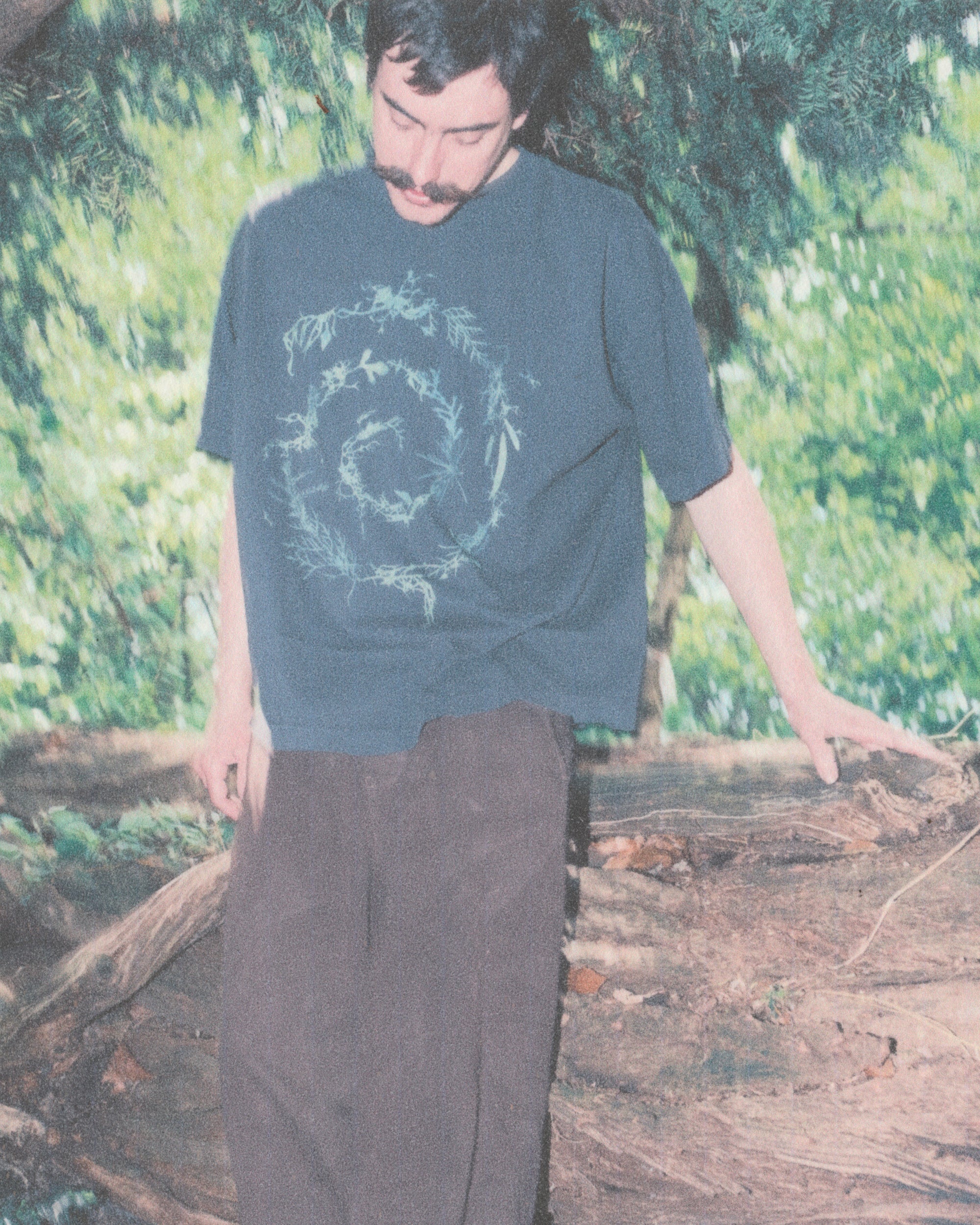 MOSSY tee