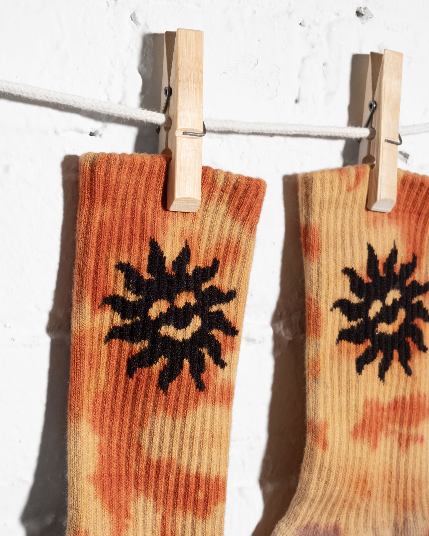 SUN socks - orange tie-dye