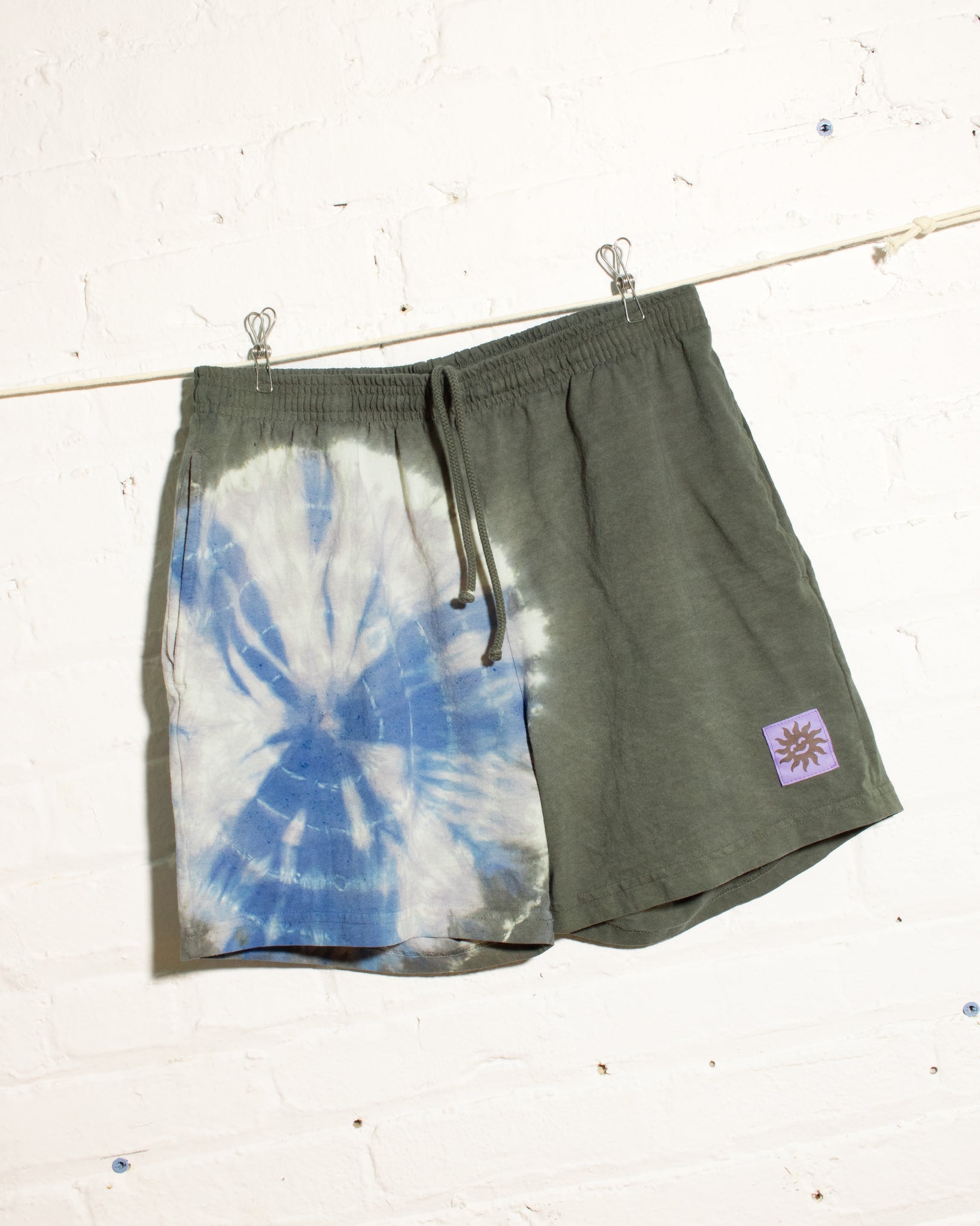 RADIANT shorts - FOREST