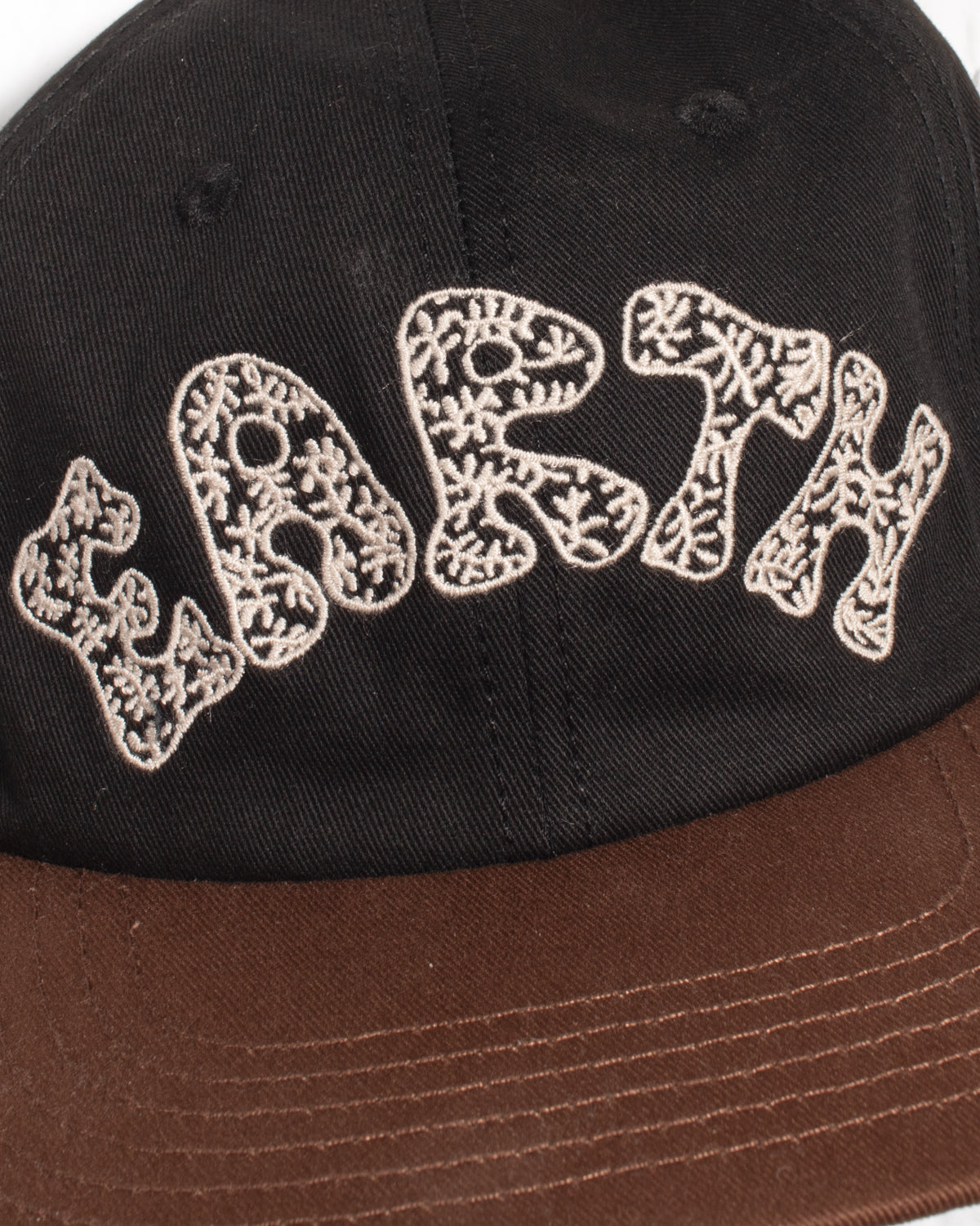 EARTH hat - brown/black