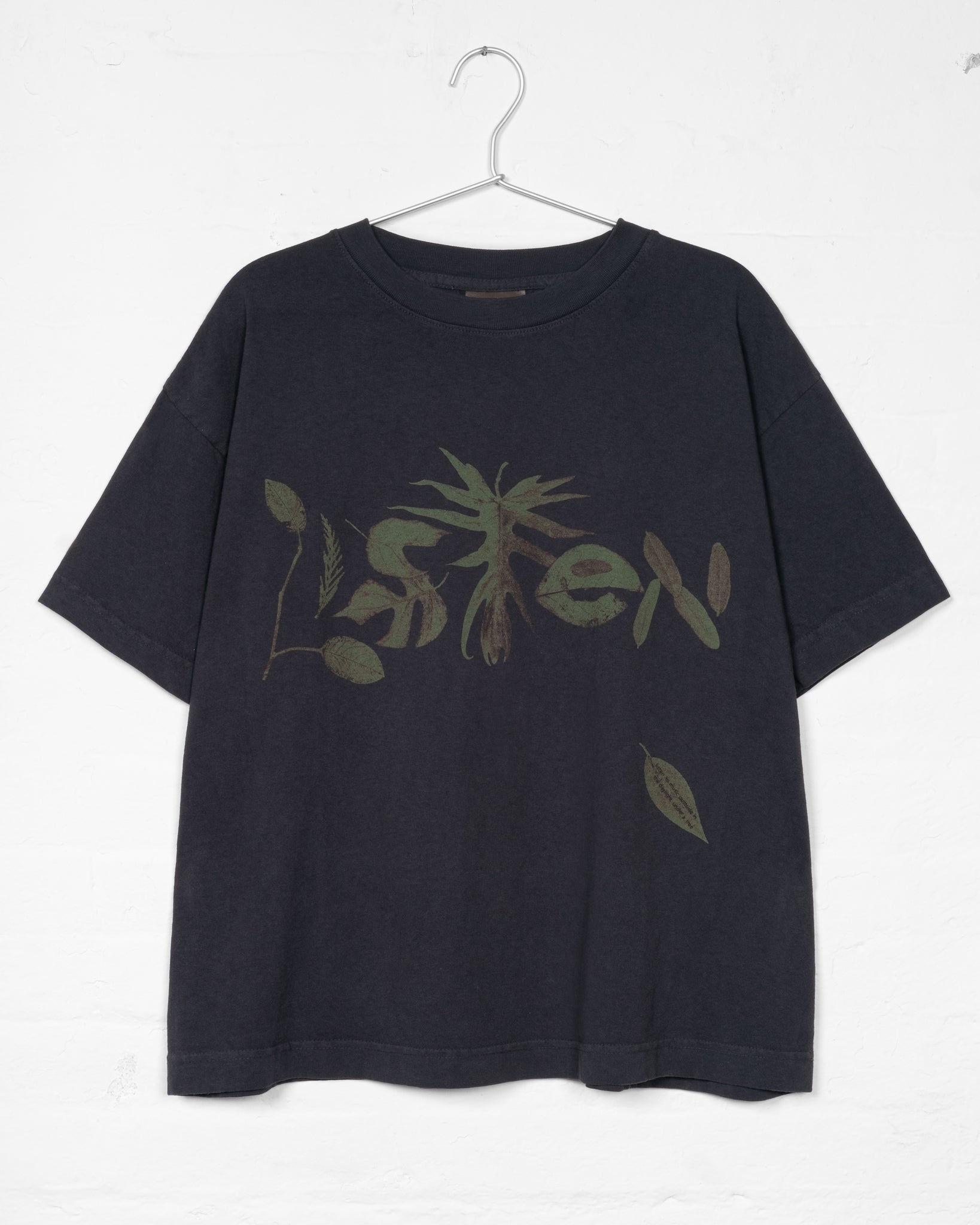 LISTEN tee
