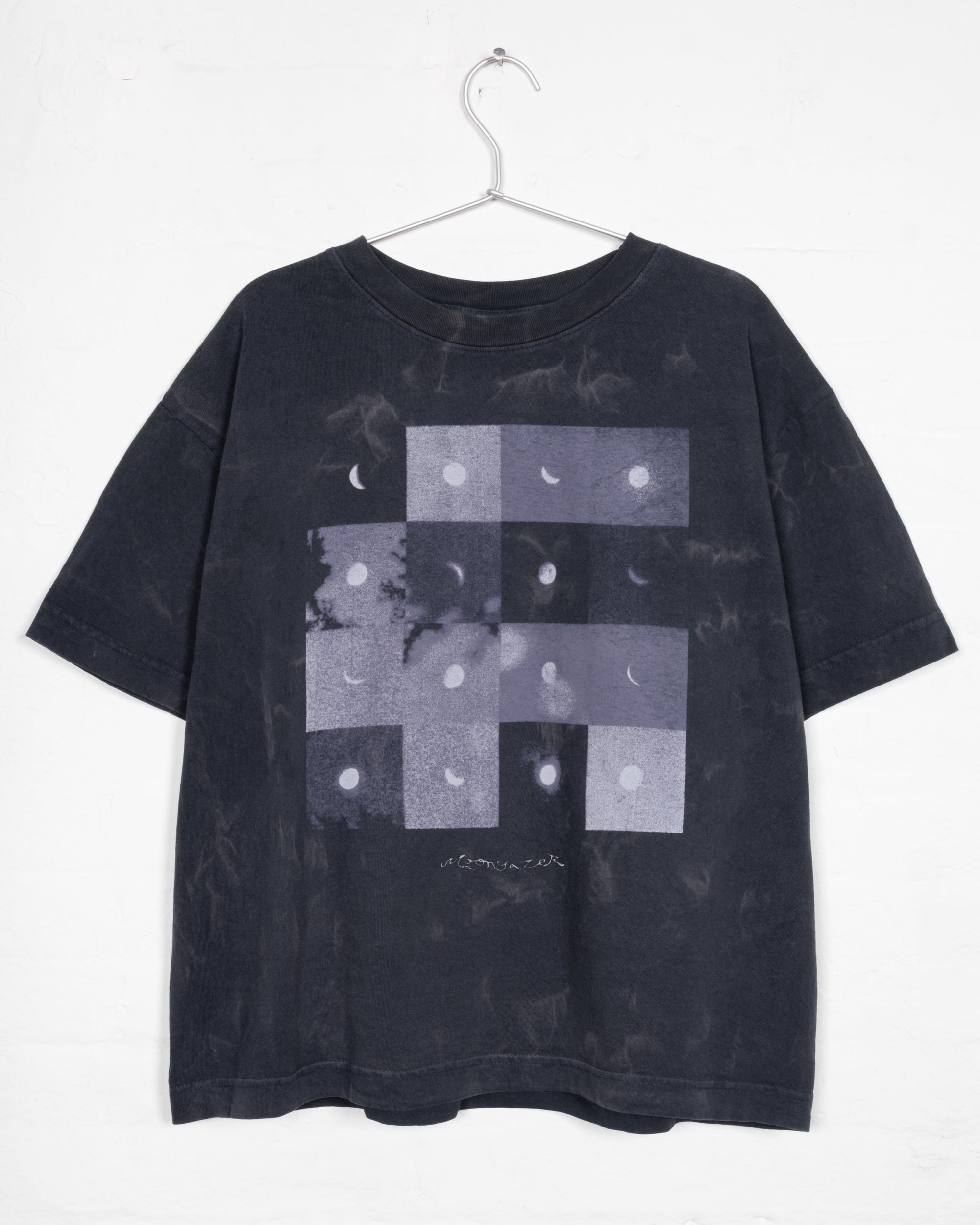 MOONGAZER tee