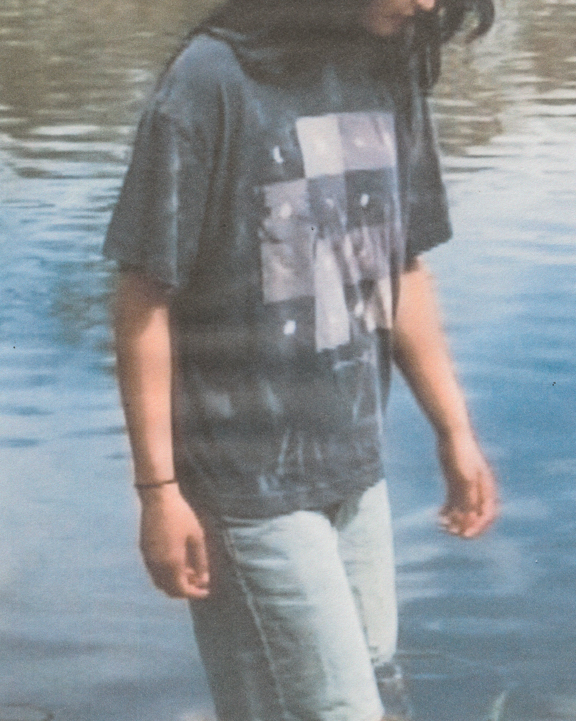 MOONGAZER tee