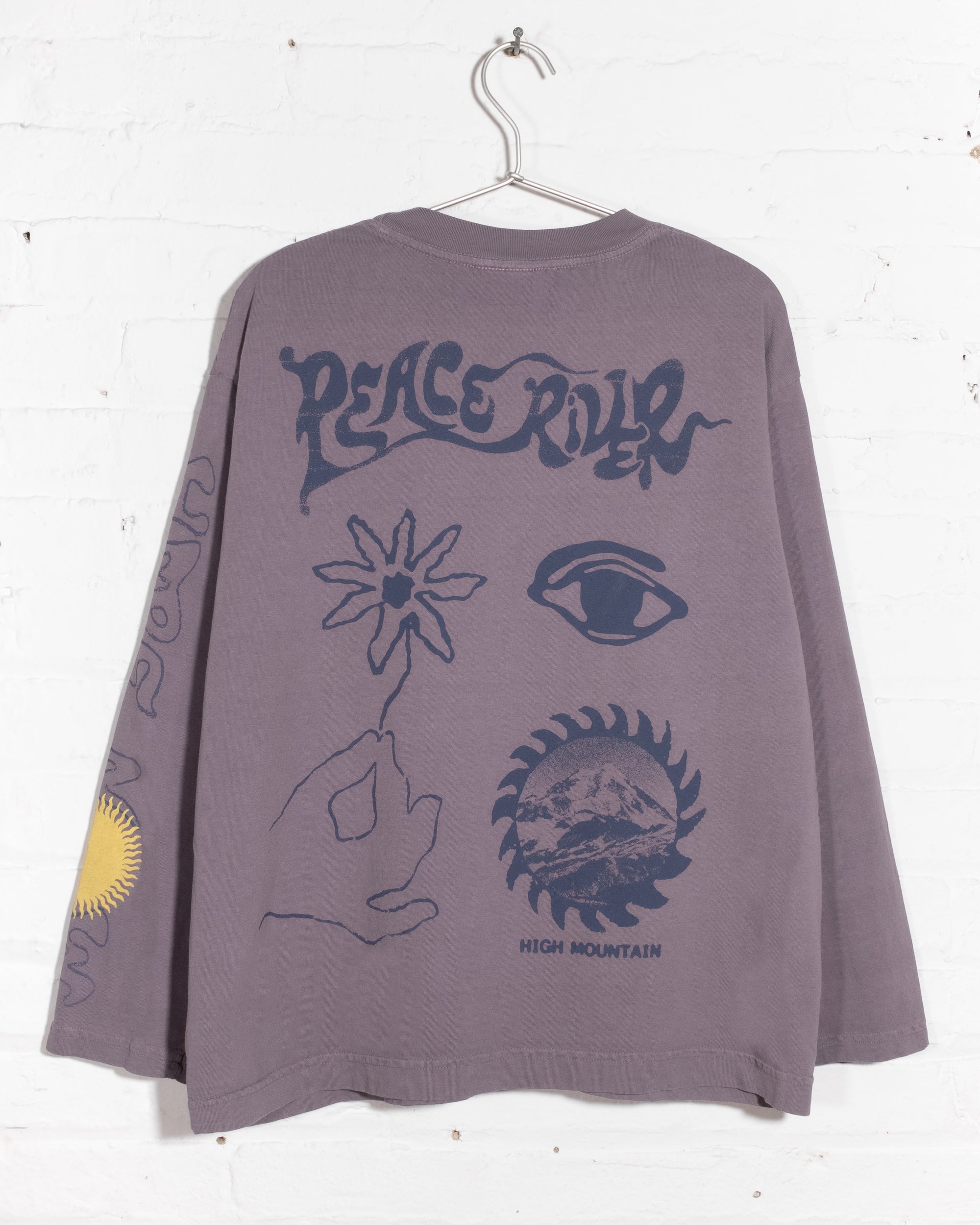 PEACE RIVER longsleeve